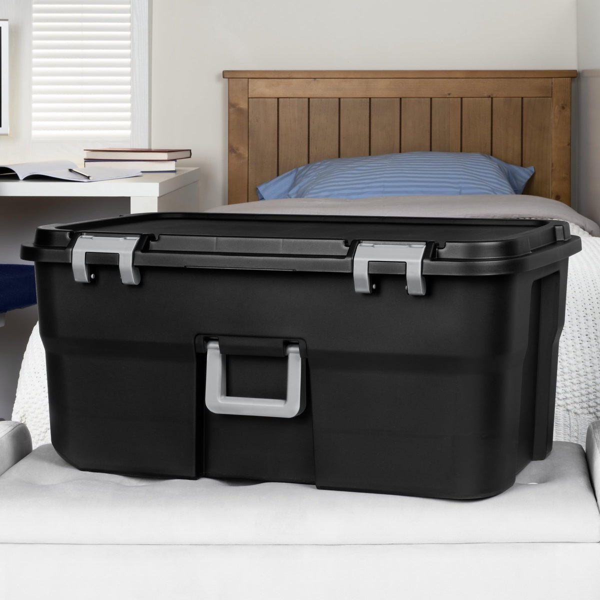 22 Gallon Black Wheeled Storage Trunk B2528